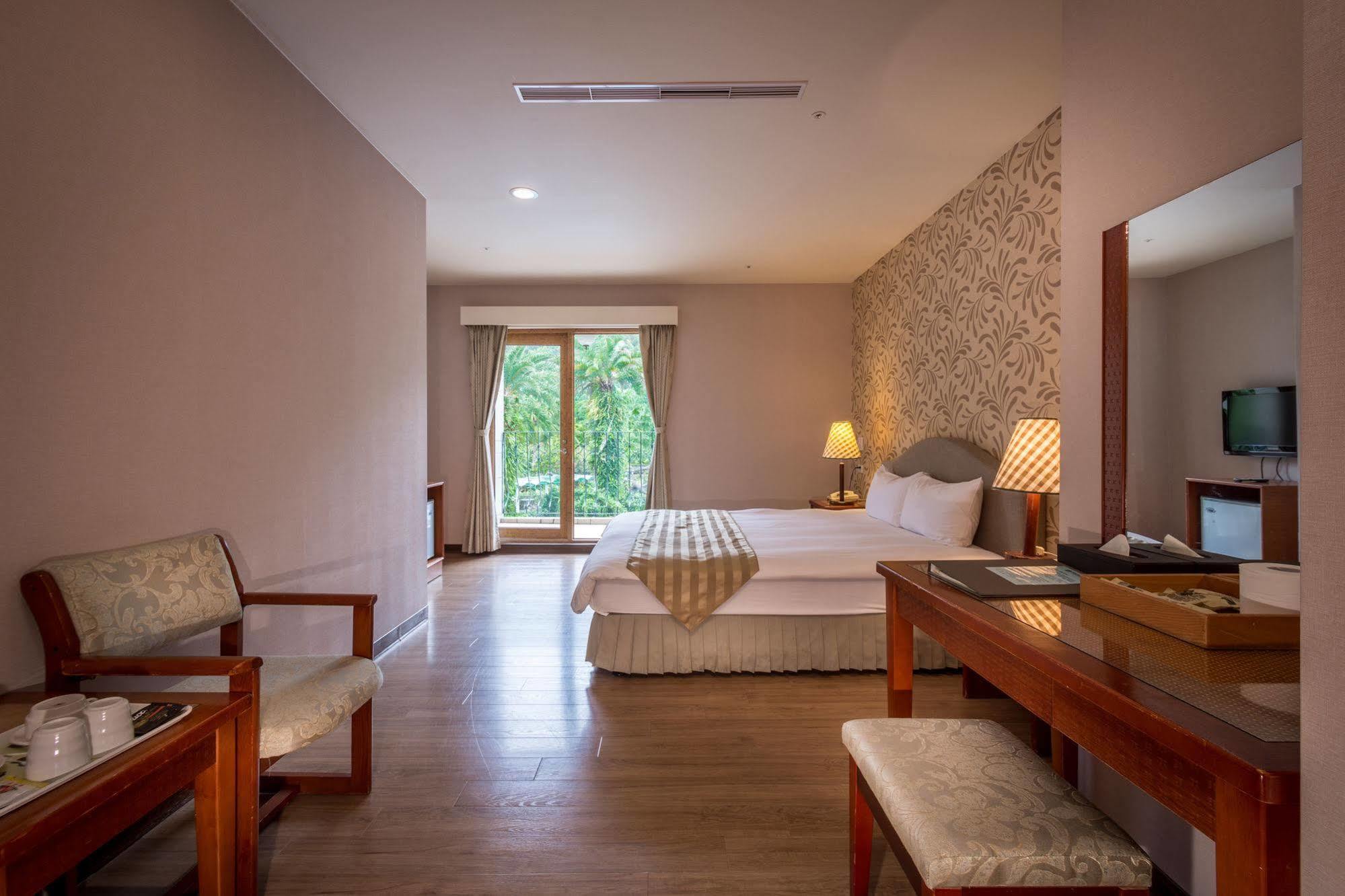 We Resort Sun Moon Lake Exterior foto