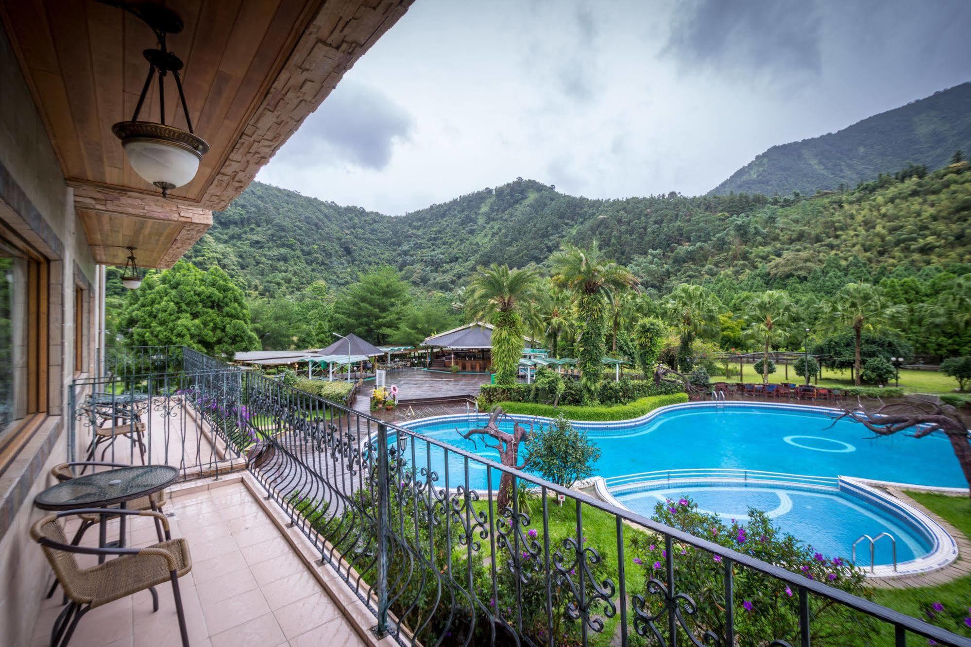 We Resort Sun Moon Lake Exterior foto
